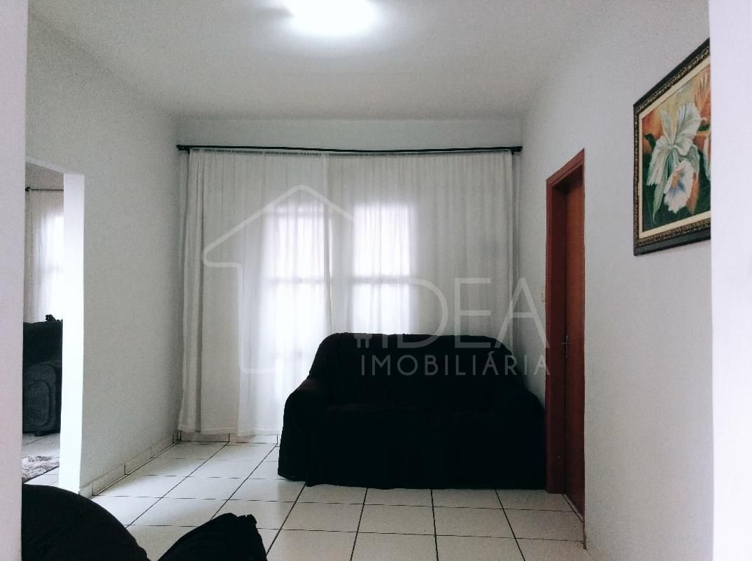 Casa à venda com 3 quartos, 214m² - Foto 3