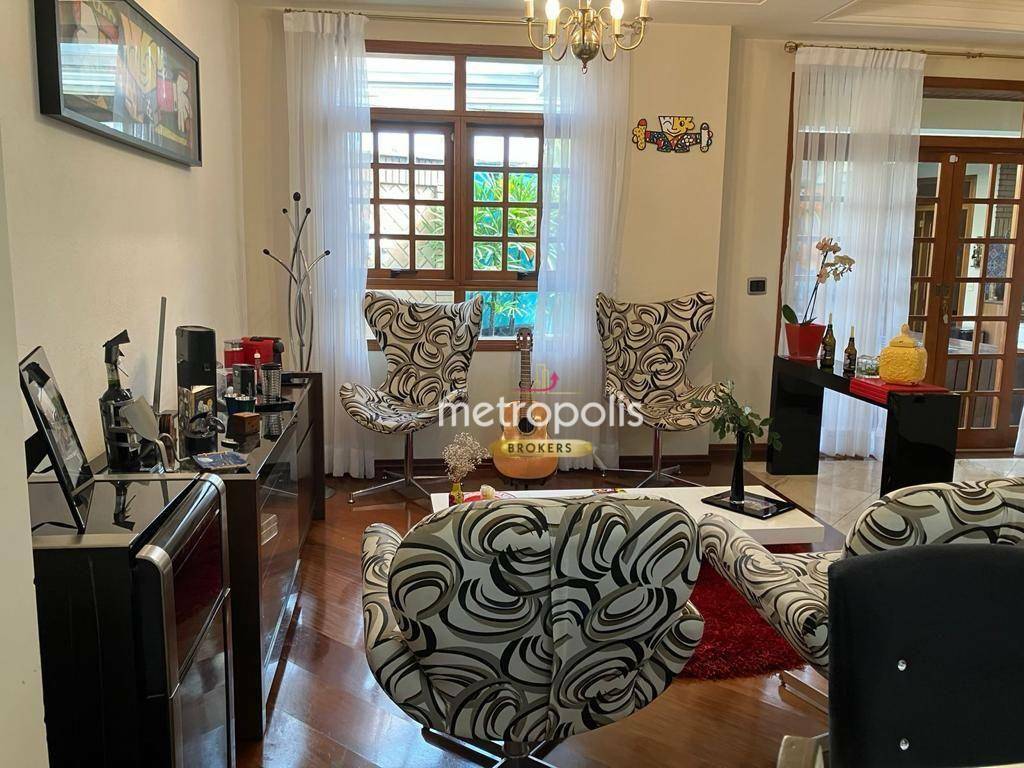 Sobrado à venda com 3 quartos, 315m² - Foto 2