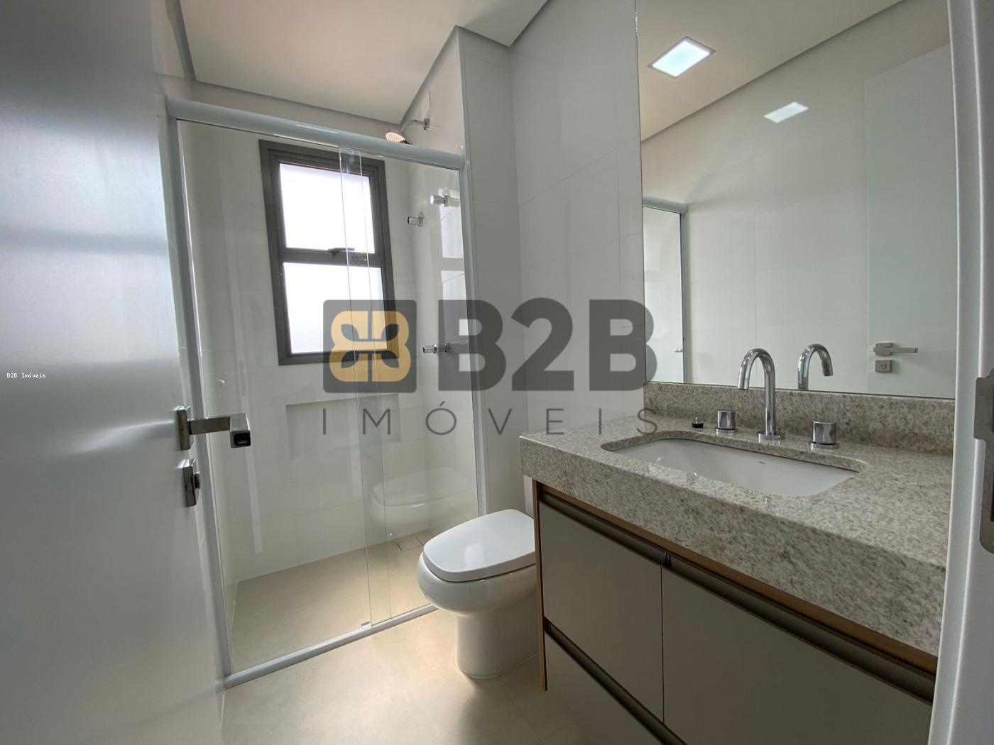 Apartamento para alugar com 2 quartos, 77m² - Foto 13