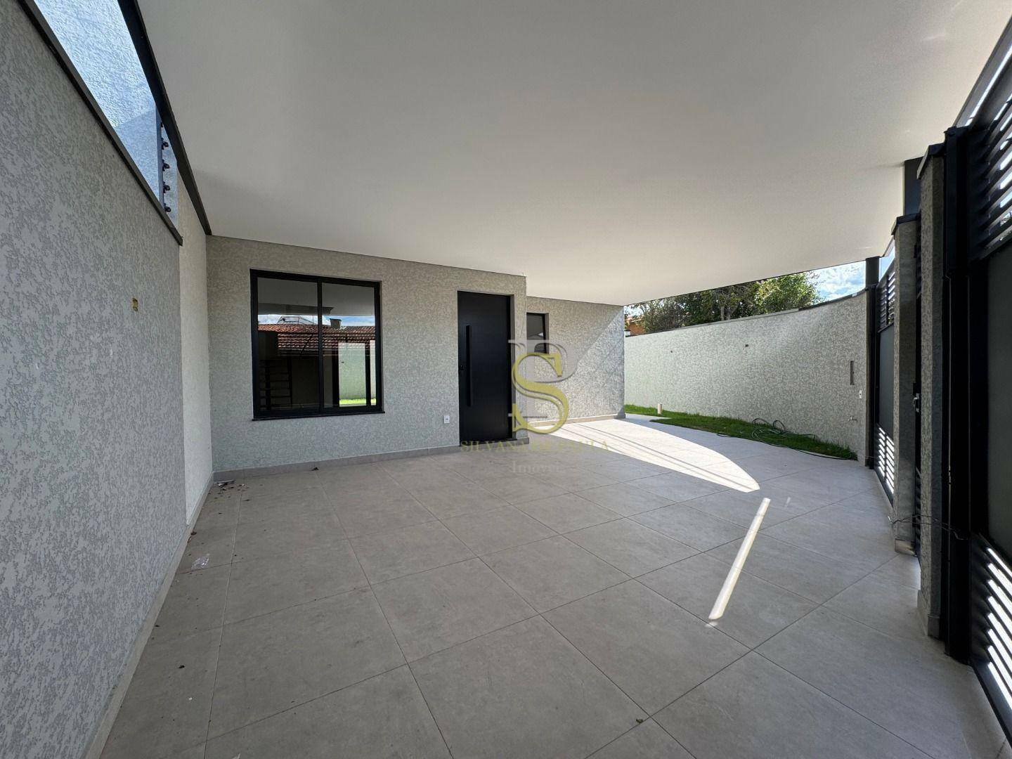 Casa à venda com 3 quartos, 153m² - Foto 3