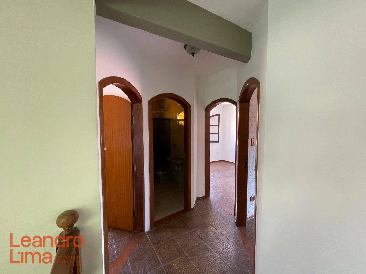 Casa à venda com 4 quartos, 350m² - Foto 34
