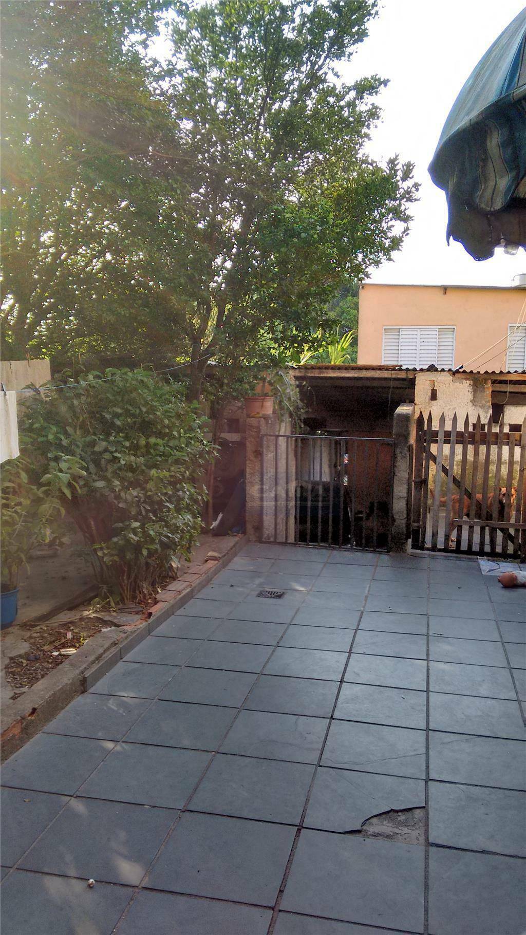 Sobrado à venda com 6 quartos, 250m² - Foto 4