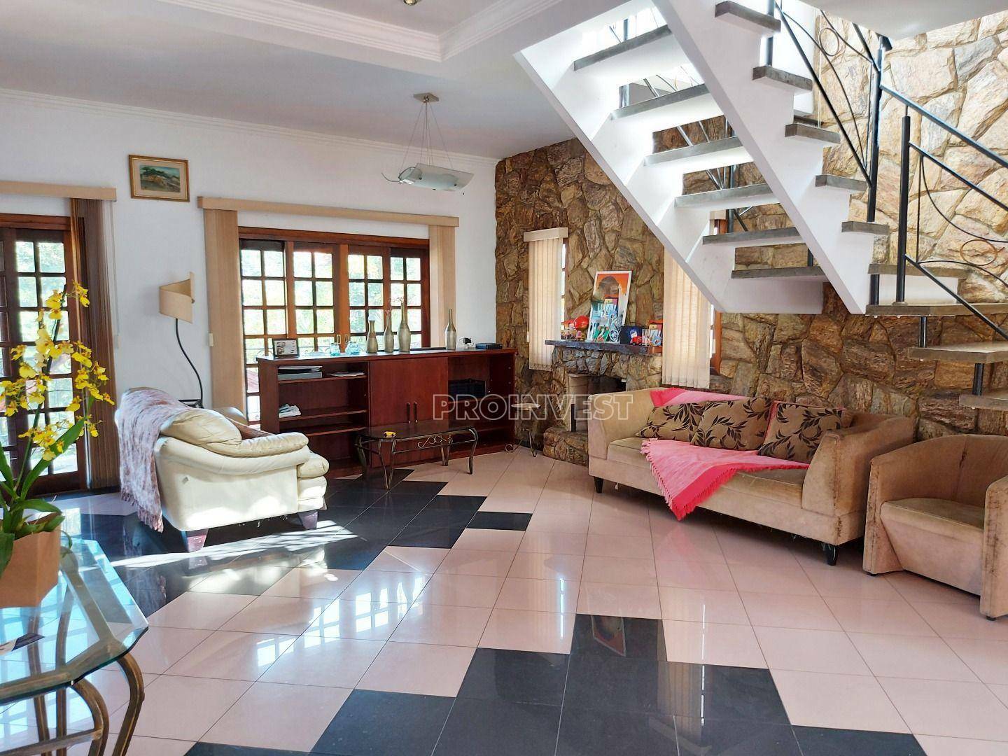 Casa de Condomínio à venda com 4 quartos, 324m² - Foto 4