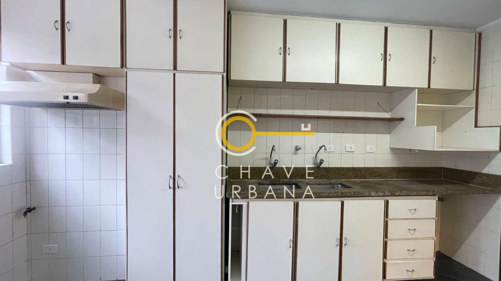 Casa à venda e aluguel com 3 quartos, 190m² - Foto 10