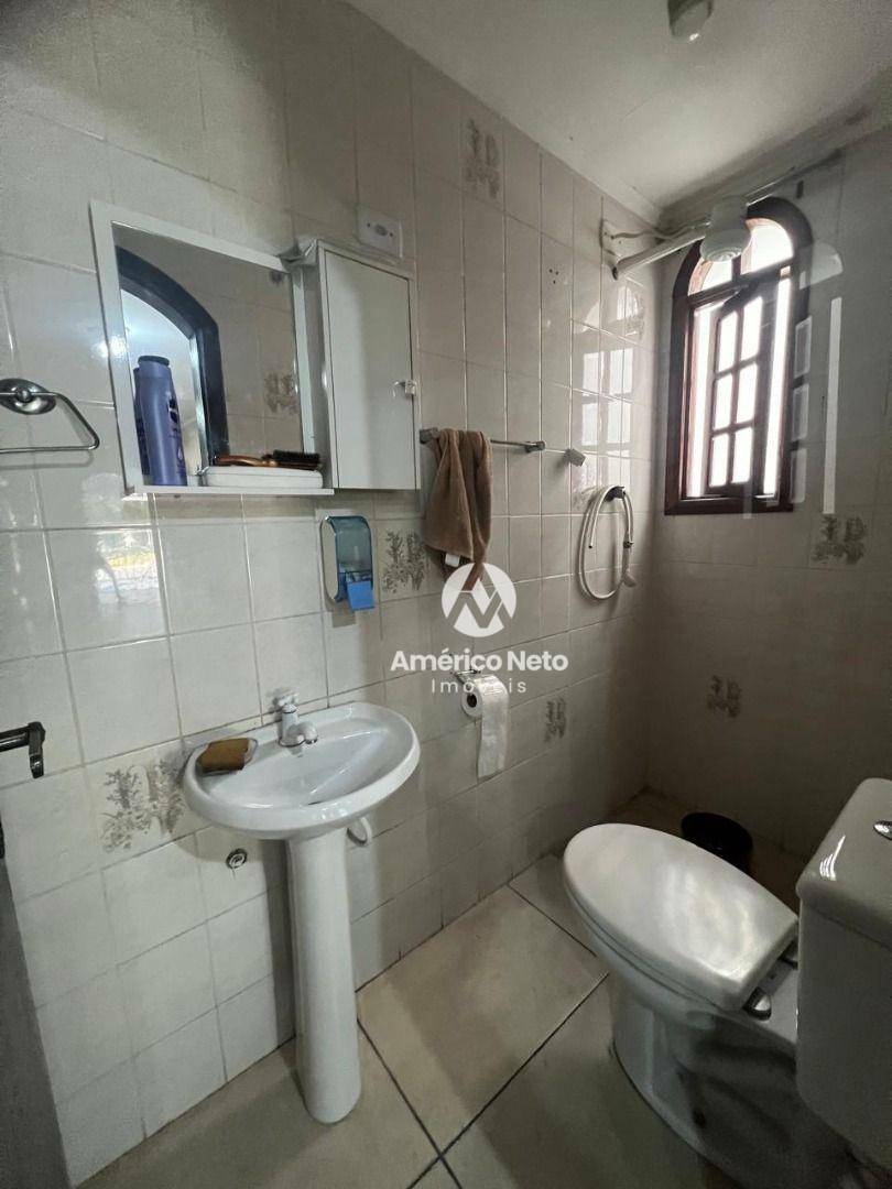 Casa à venda e aluguel com 2 quartos, 240m² - Foto 20