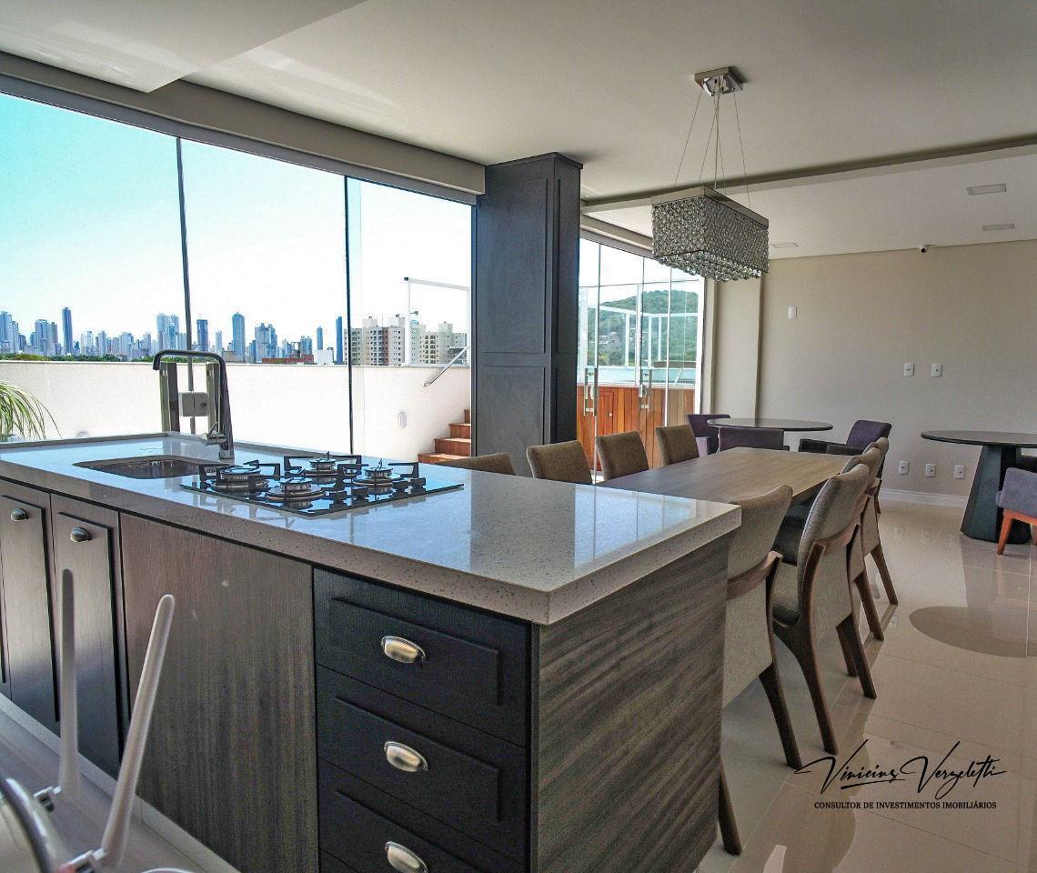 Apartamento à venda com 2 quartos, 77m² - Foto 8