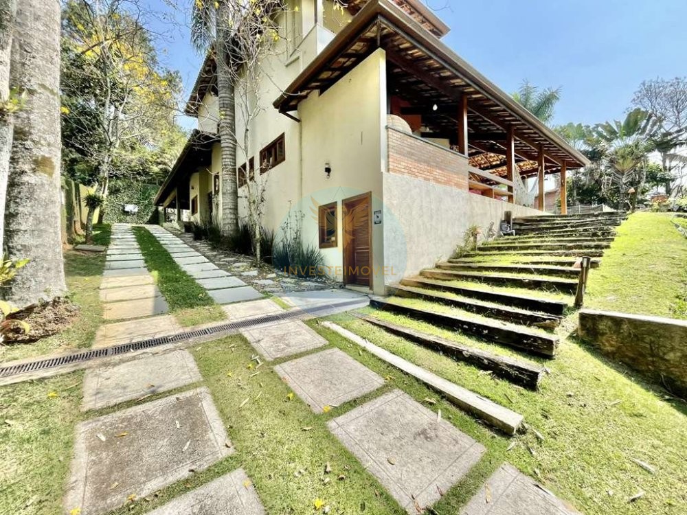 Casa de Condomínio à venda com 4 quartos, 540m² - Foto 2