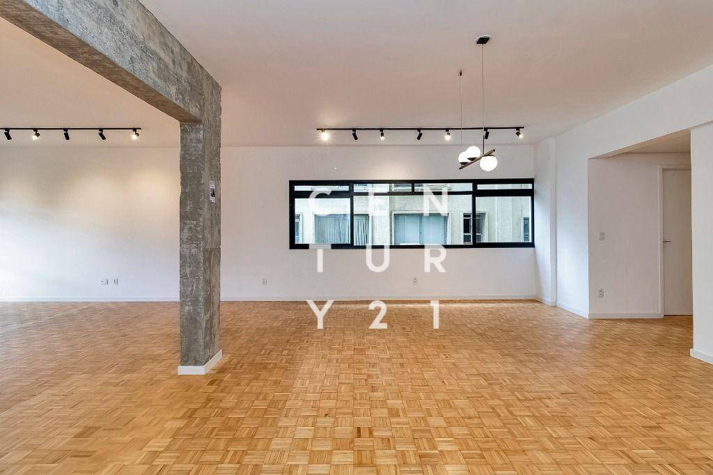 Apartamento à venda com 3 quartos, 220m² - Foto 3