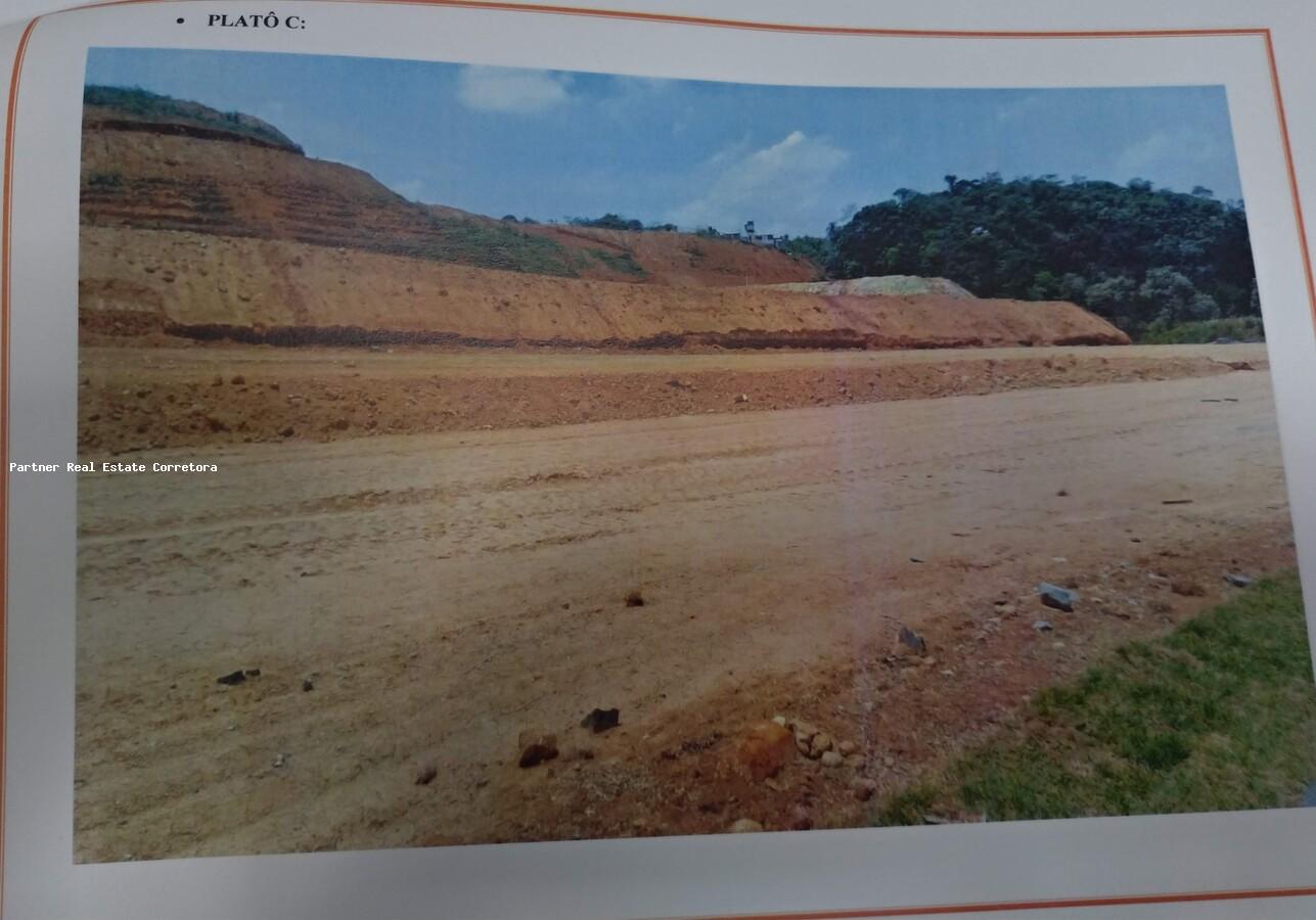 Terreno à venda com 1 quarto, 150000m² - Foto 2