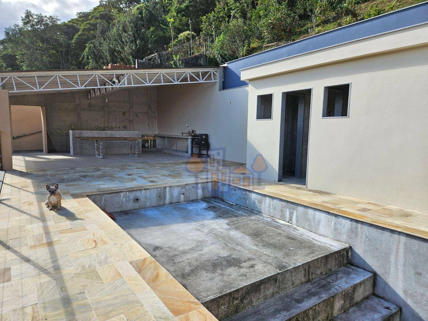 Casa à venda com 4 quartos, 456m² - Foto 47