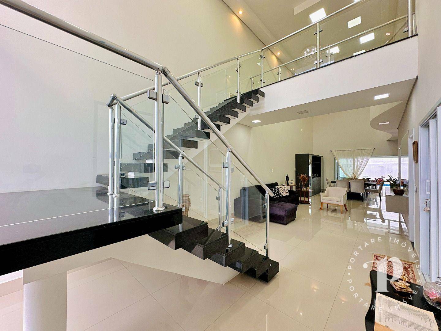 Casa de Condomínio à venda com 3 quartos, 323m² - Foto 3