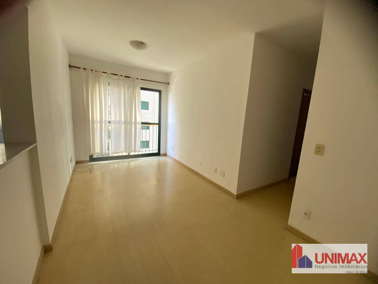 Apartamento para alugar com 2 quartos, 65m² - Foto 2