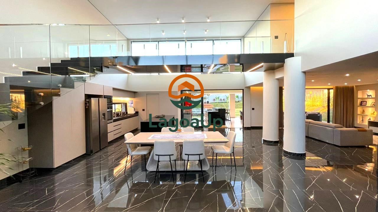Casa de Condomínio à venda com 4 quartos, 509m² - Foto 3