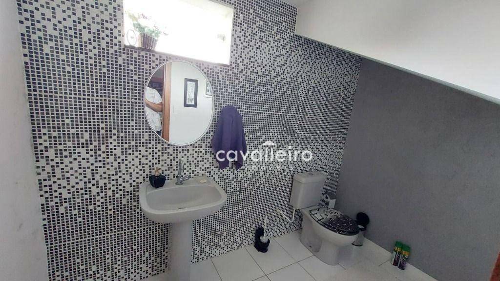 Casa de Condomínio à venda com 5 quartos, 414m² - Foto 23