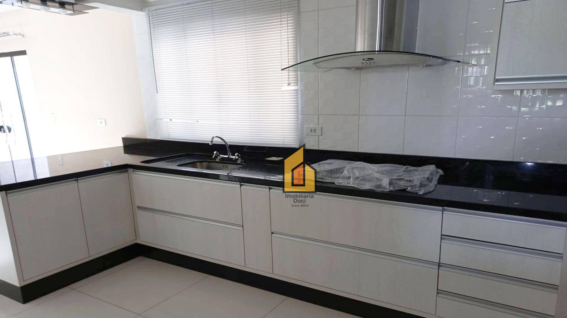 Sobrado à venda com 3 quartos, 203m² - Foto 7