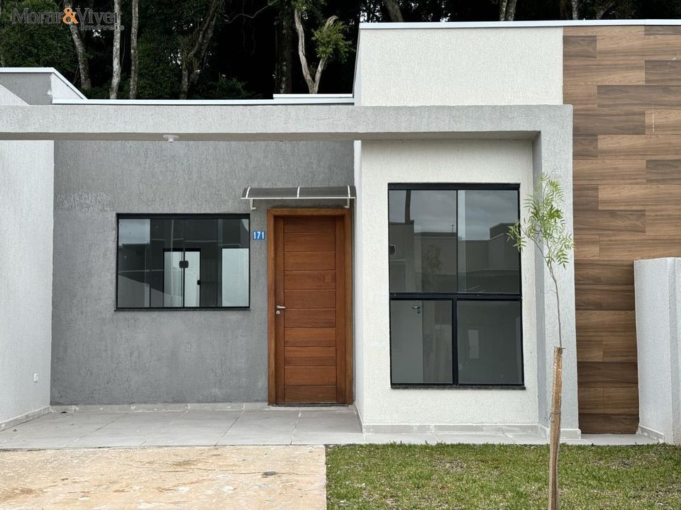 Casa à venda com 3 quartos, 59m² - Foto 1