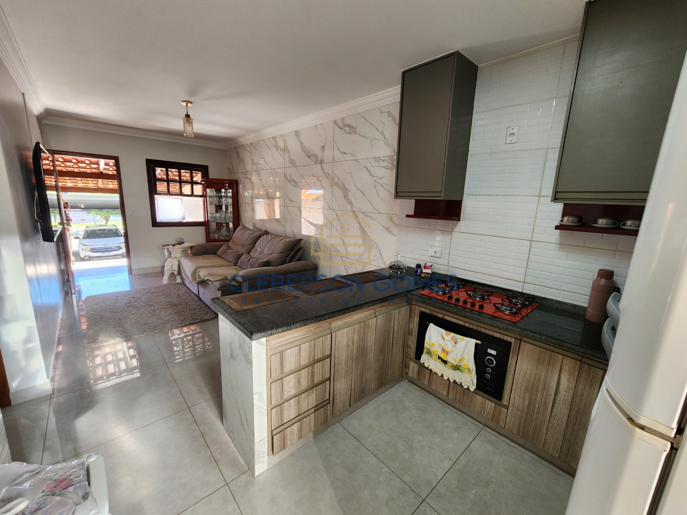 Casa à venda com 2 quartos, 180m² - Foto 10