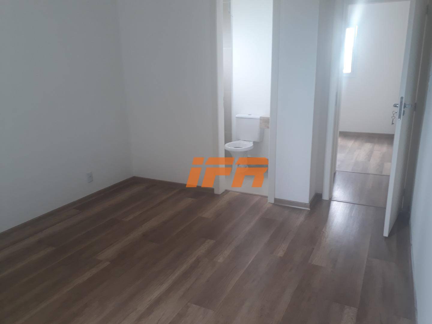 Apartamento à venda com 3 quartos, 85m² - Foto 11