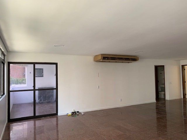 Apartamento à venda com 3 quartos, 309m² - Foto 12