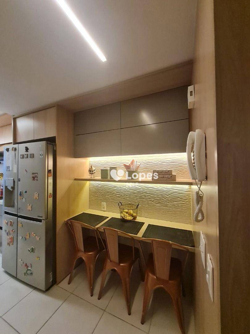 Apartamento à venda com 3 quartos, 92m² - Foto 10