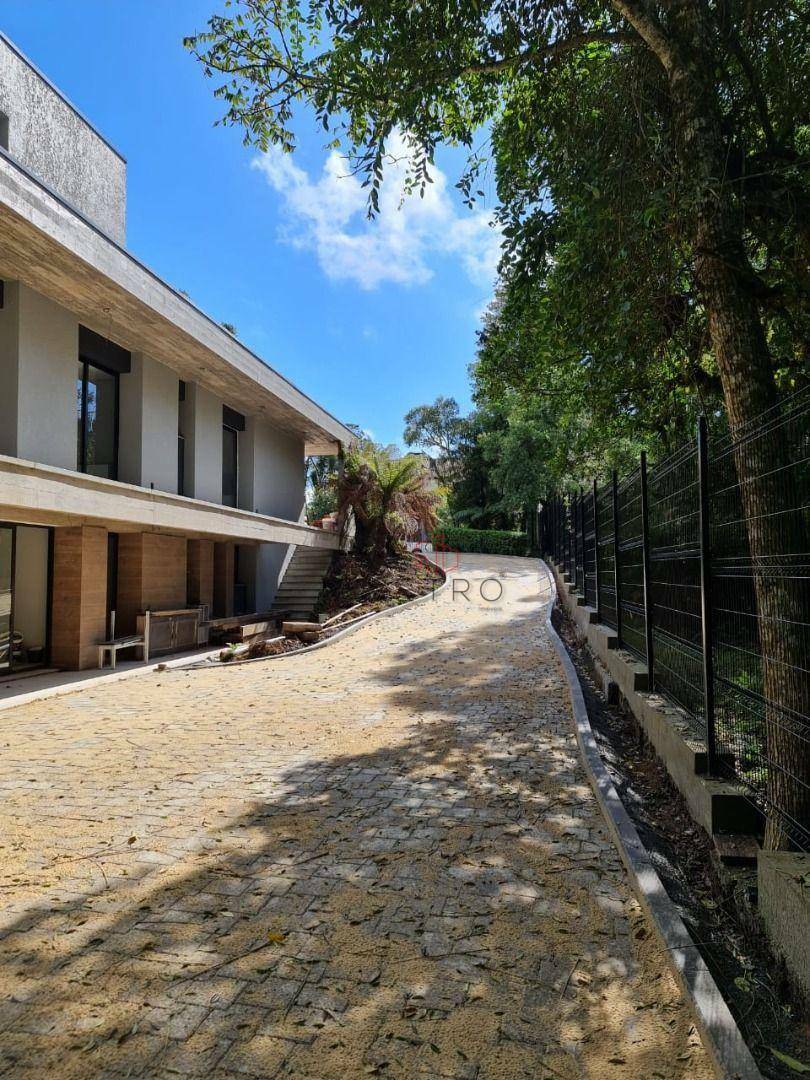 Casa à venda com 7 quartos, 475m² - Foto 4