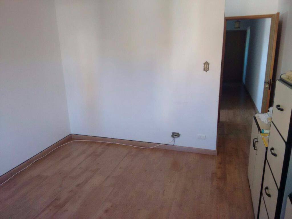 Sobrado à venda com 3 quartos, 174m² - Foto 3