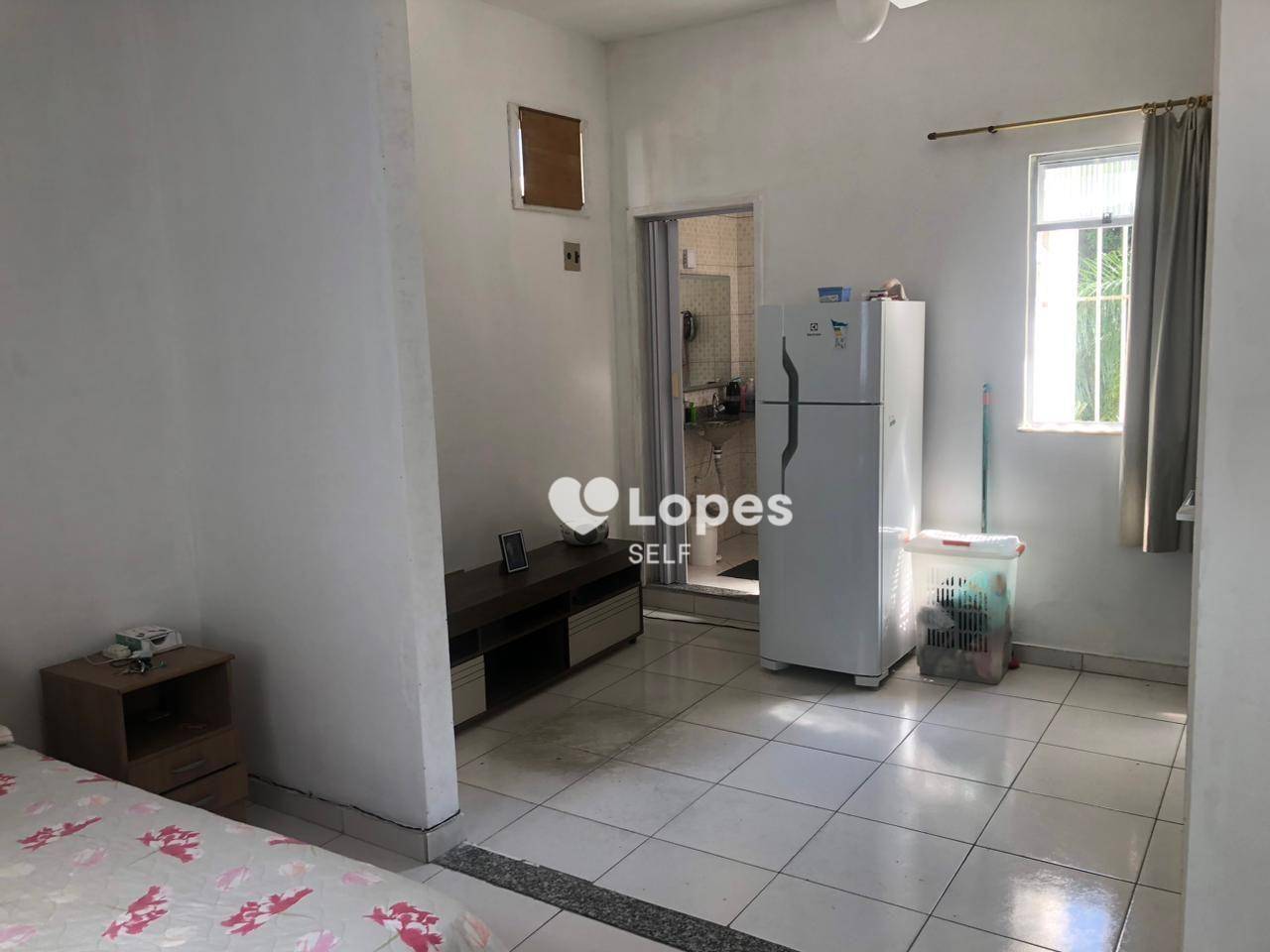 Casa à venda com 4 quartos, 175m² - Foto 8