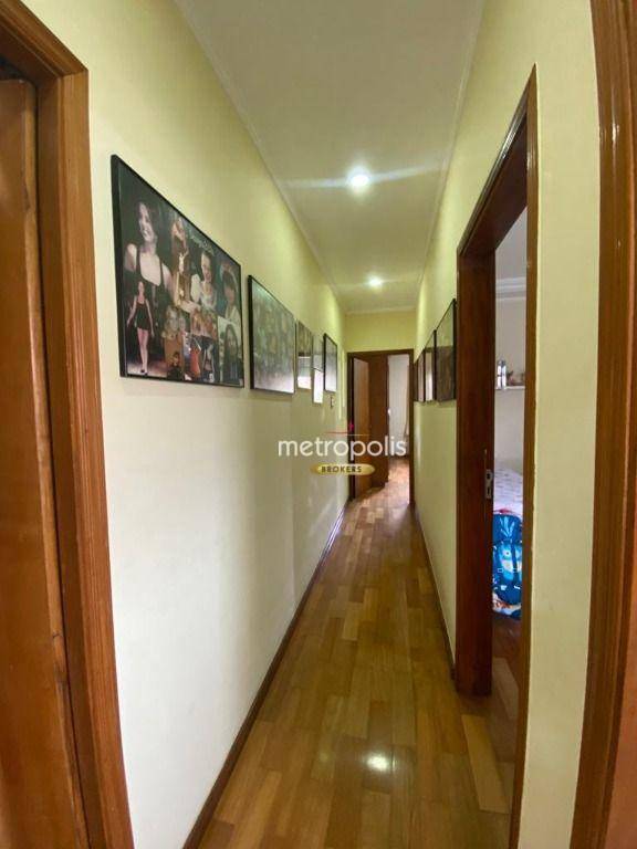 Casa à venda com 3 quartos, 250m² - Foto 10