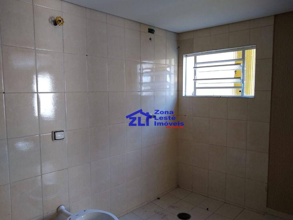 Sobrado à venda e aluguel com 3 quartos, 187m² - Foto 41