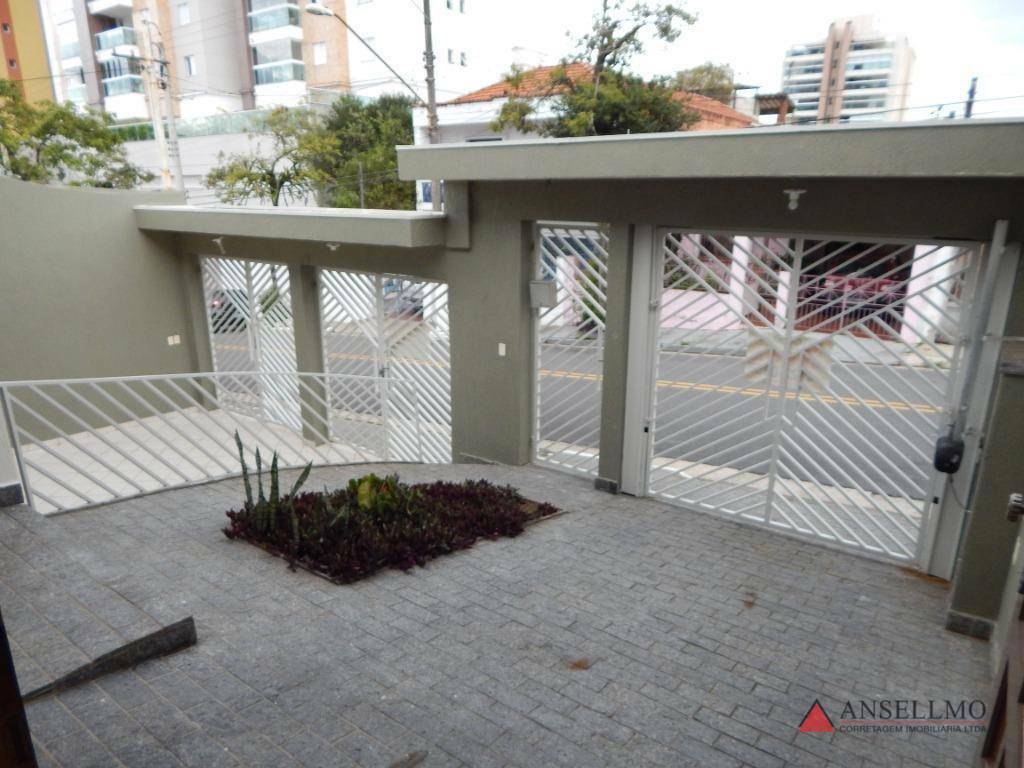 Casa para alugar com 4 quartos, 270m² - Foto 2