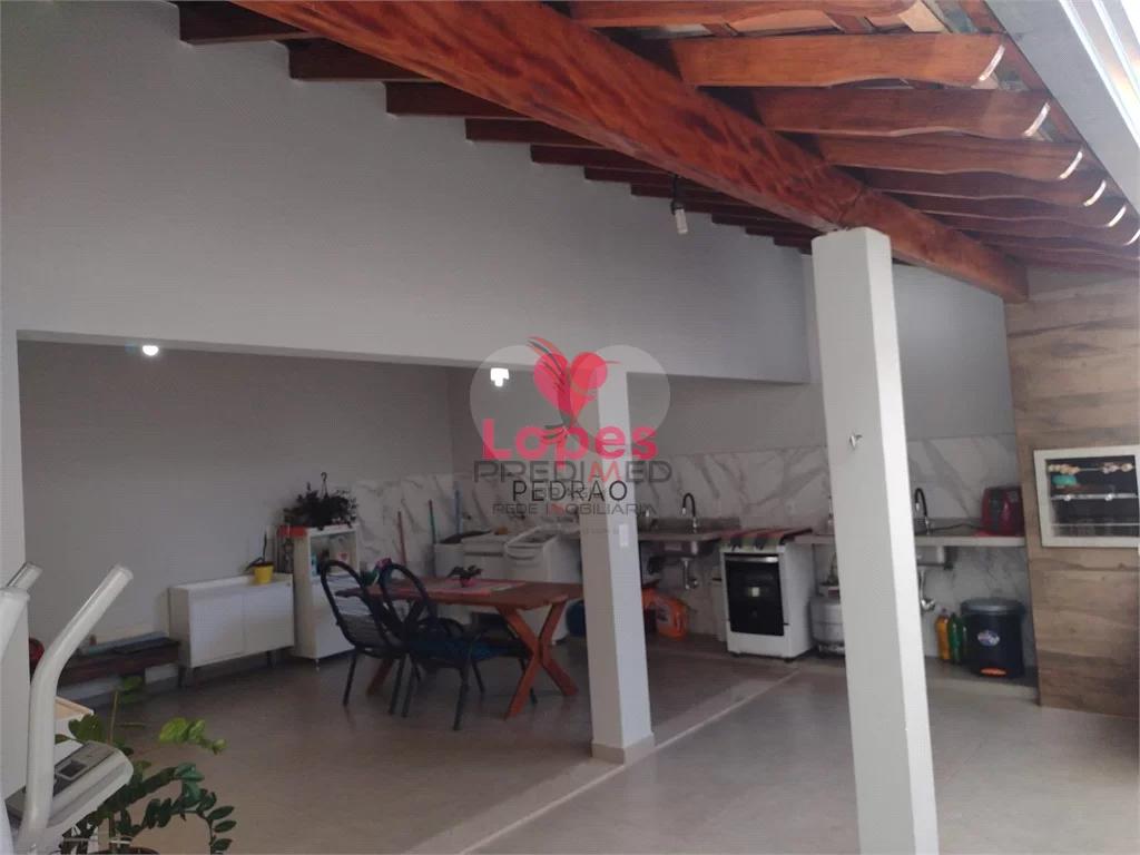 Casa à venda com 1 quarto, 166m² - Foto 4