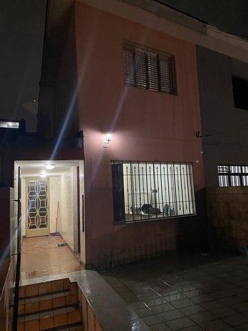 Casa à venda com 2 quartos, 150m² - Foto 3