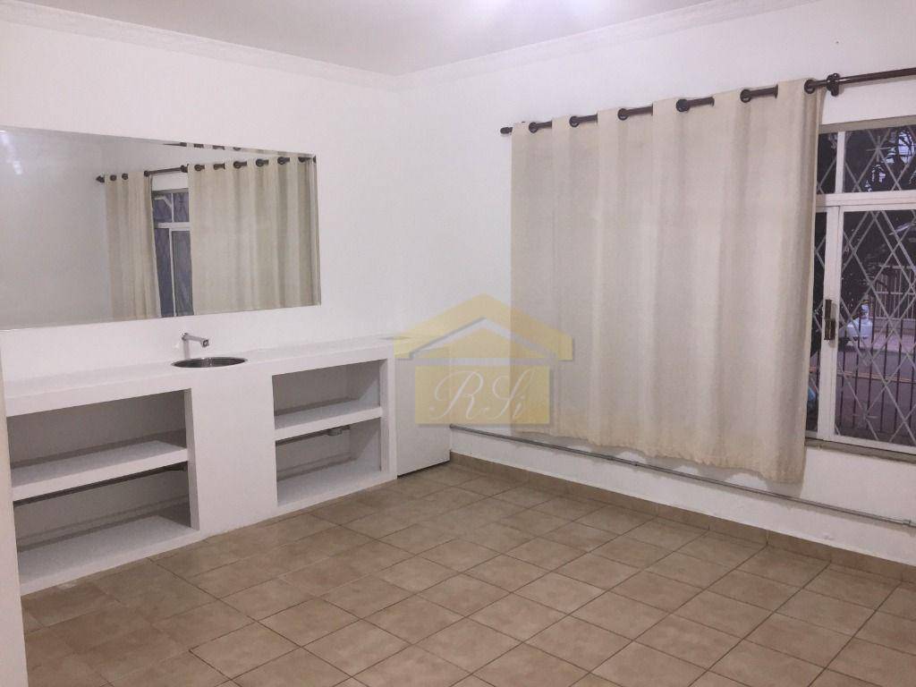 Casa para alugar com 3 quartos, 170m² - Foto 7