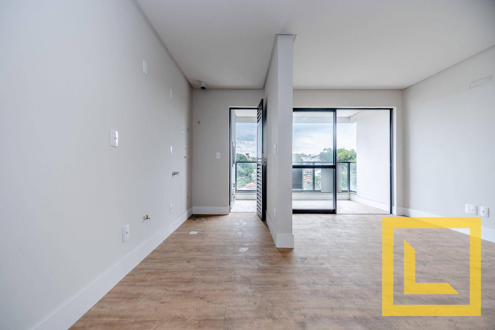 Apartamento à venda com 2 quartos, 71m² - Foto 3