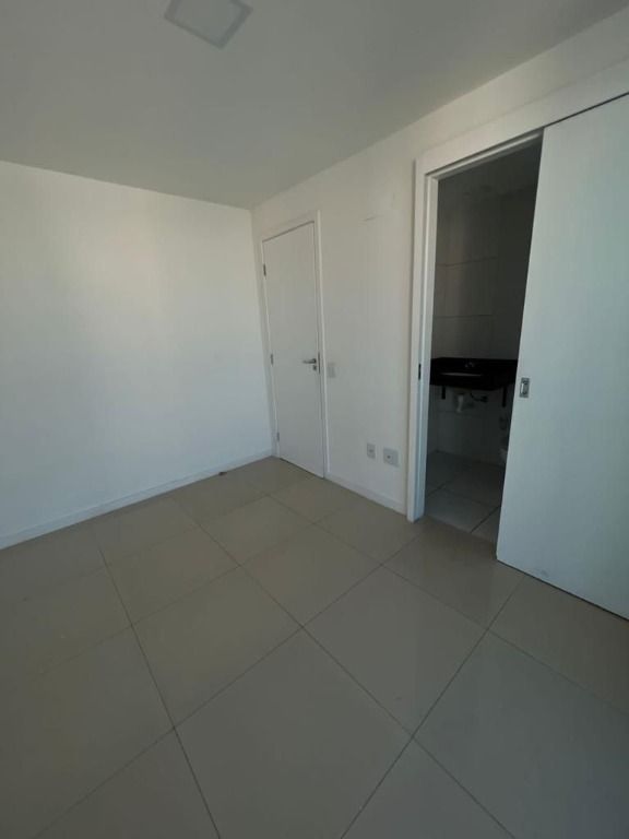 Apartamento à venda com 3 quartos, 111m² - Foto 10