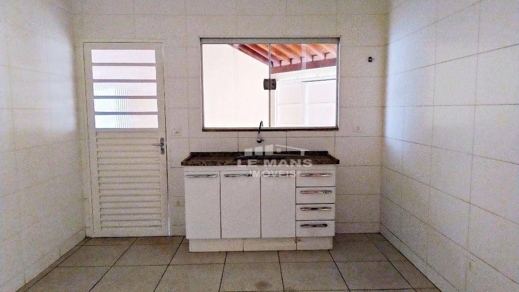 Casa à venda com 2 quartos, 109m² - Foto 11