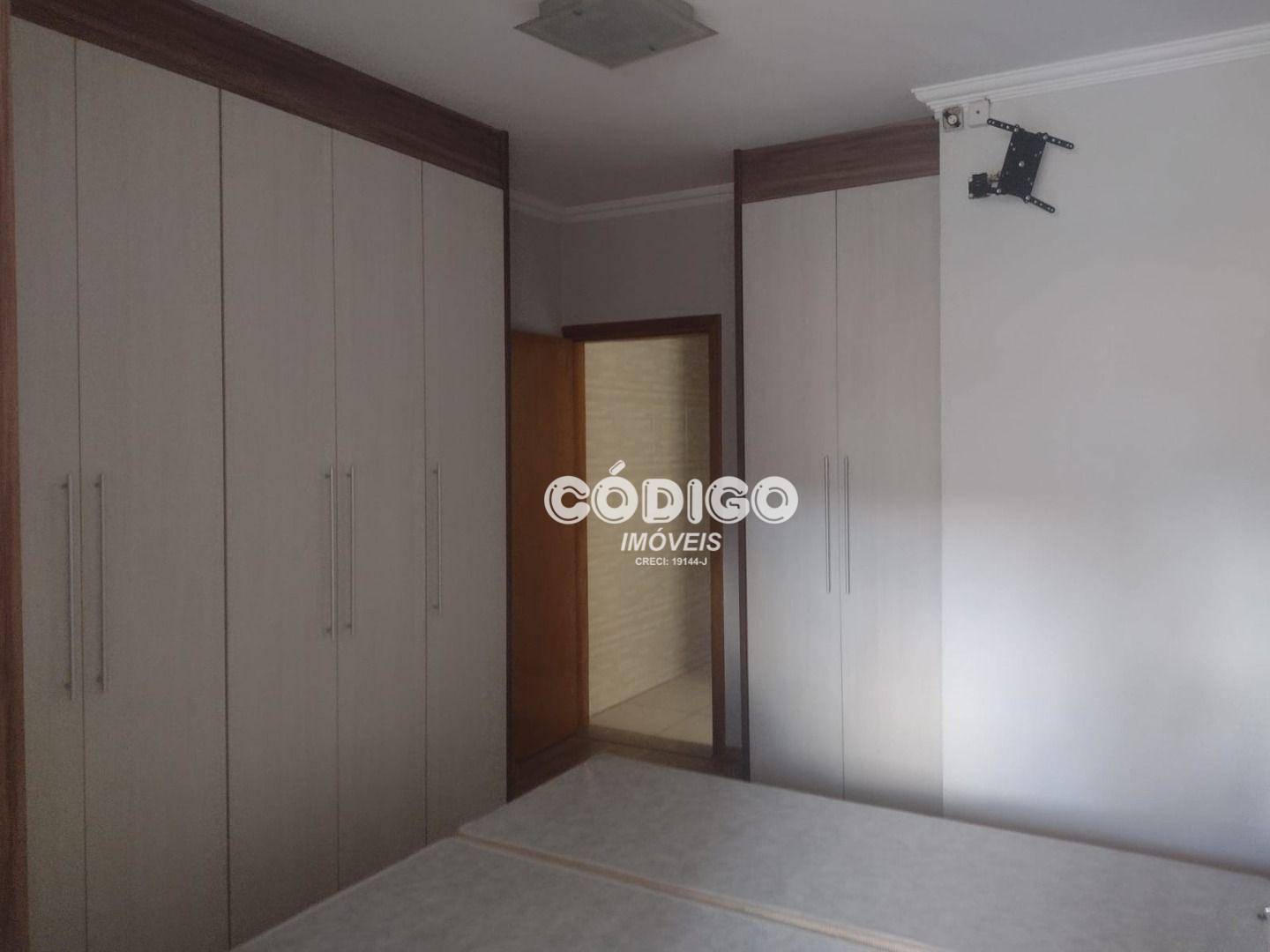 Sobrado à venda com 3 quartos, 203m² - Foto 11