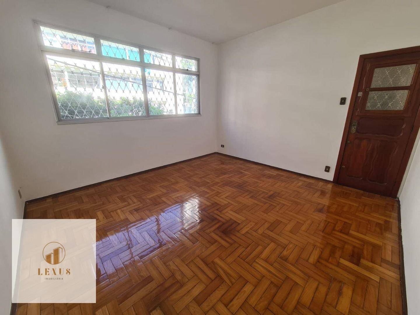 Apartamento à venda com 3 quartos, 136m² - Foto 1