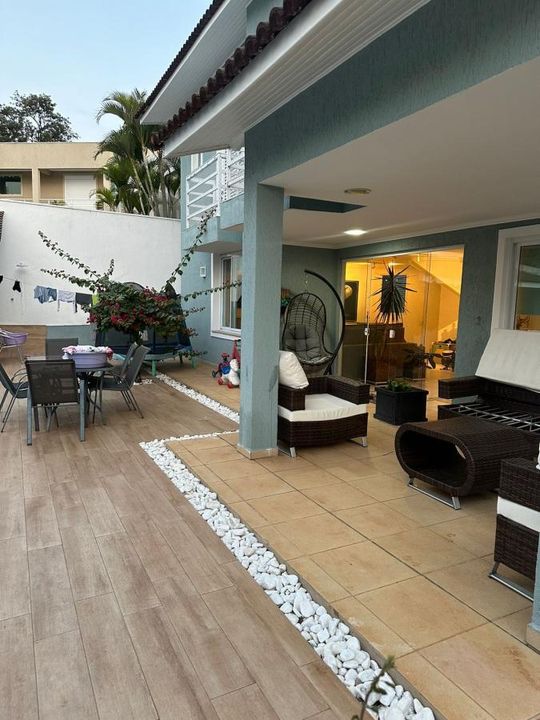 Casa de Condomínio à venda com 3 quartos, 370m² - Foto 17