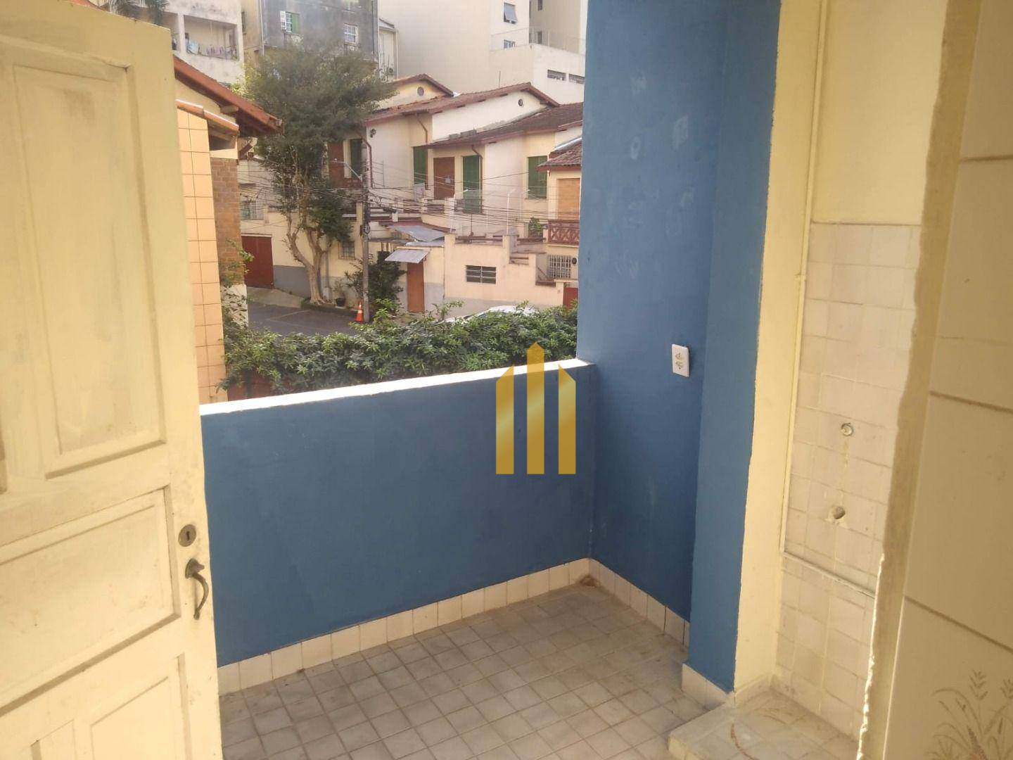 Apartamento à venda com 3 quartos, 90m² - Foto 4