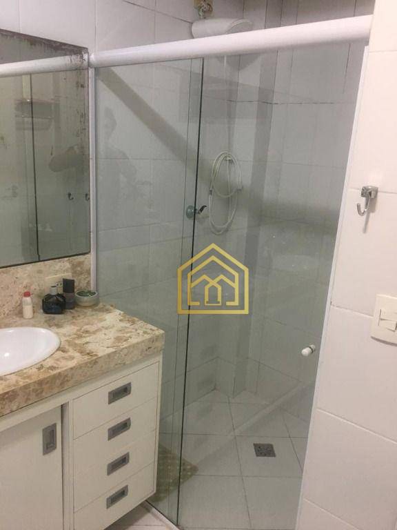 Apartamento à venda com 3 quartos, 140m² - Foto 43