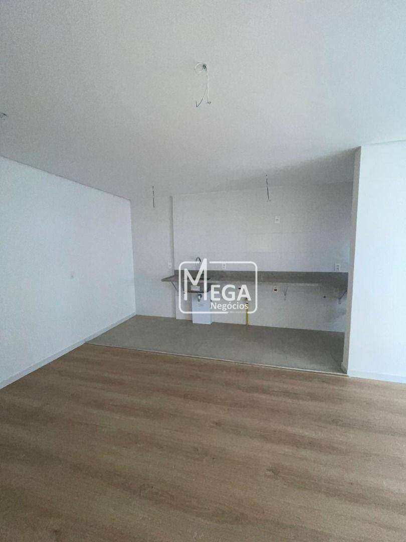 Apartamento à venda com 2 quartos, 75m² - Foto 1