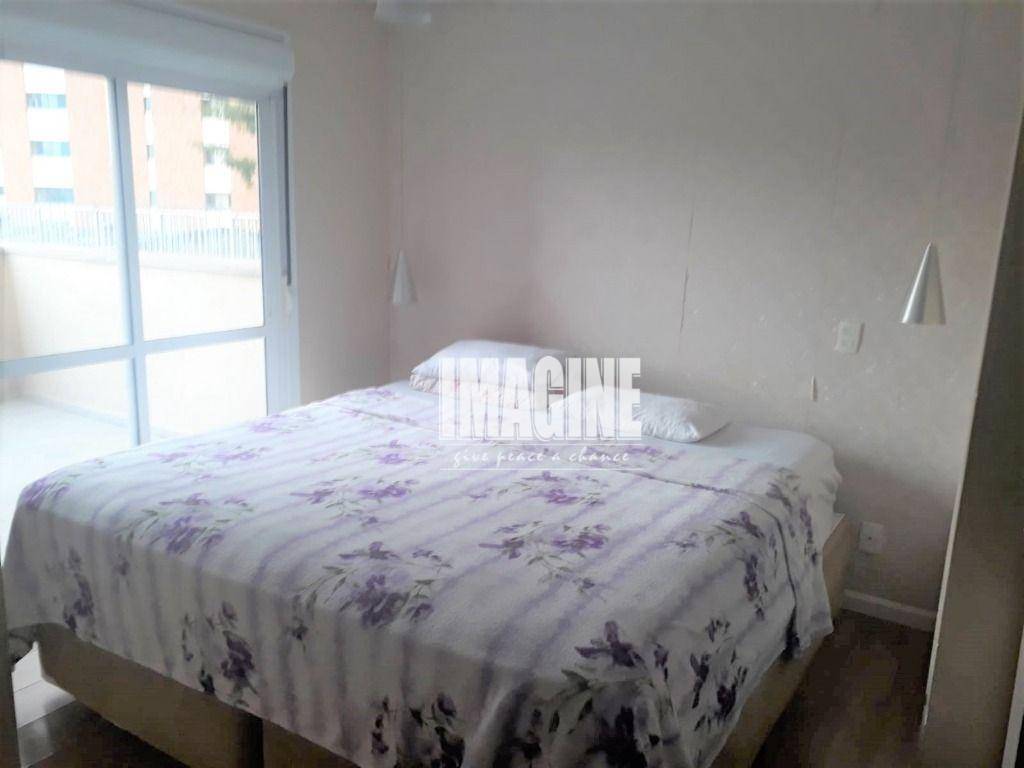 Apartamento à venda com 4 quartos, 178m² - Foto 14