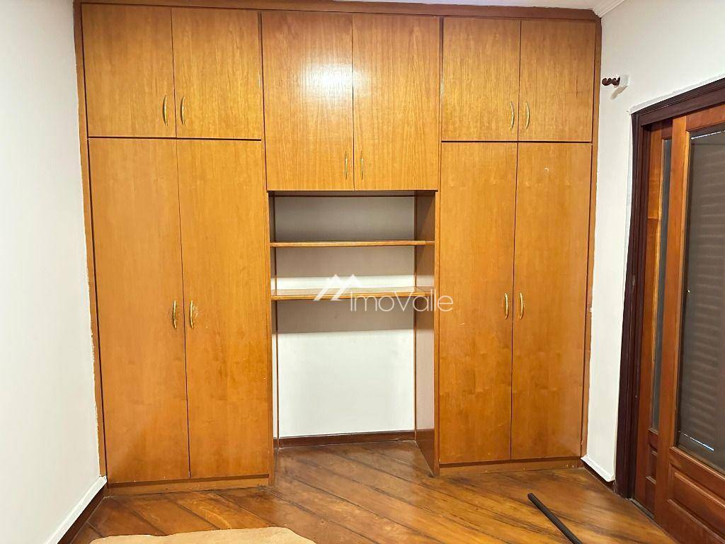 Casa de Condomínio para alugar com 4 quartos, 380m² - Foto 20