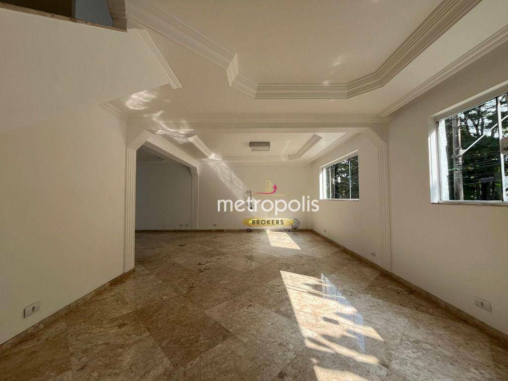 Sobrado para alugar com 3 quartos, 306m² - Foto 13