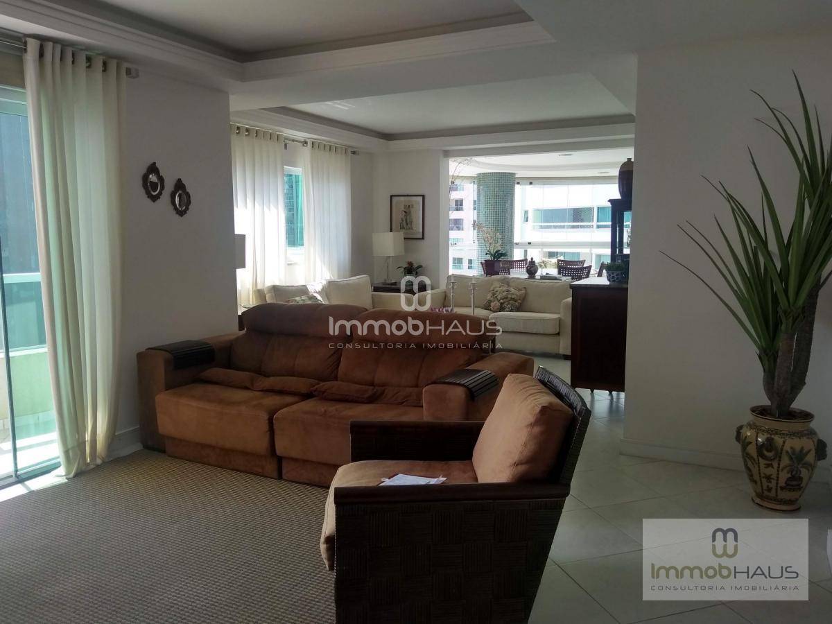 Apartamento à venda com 3 quartos, 186m² - Foto 8