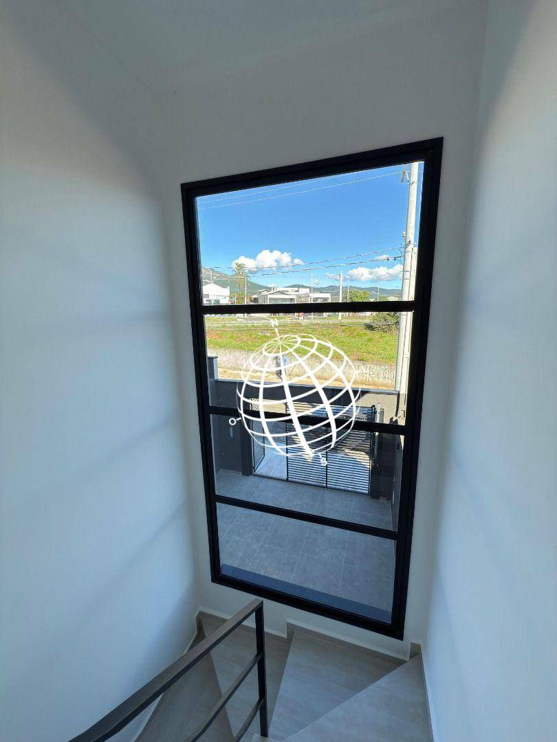 Casa à venda com 3 quartos, 105m² - Foto 15