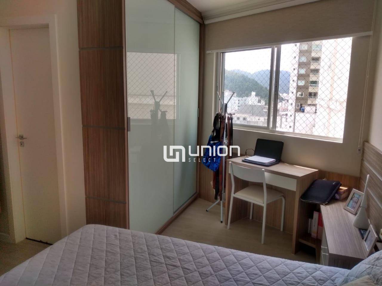 Apartamento à venda com 3 quartos, 115m² - Foto 11