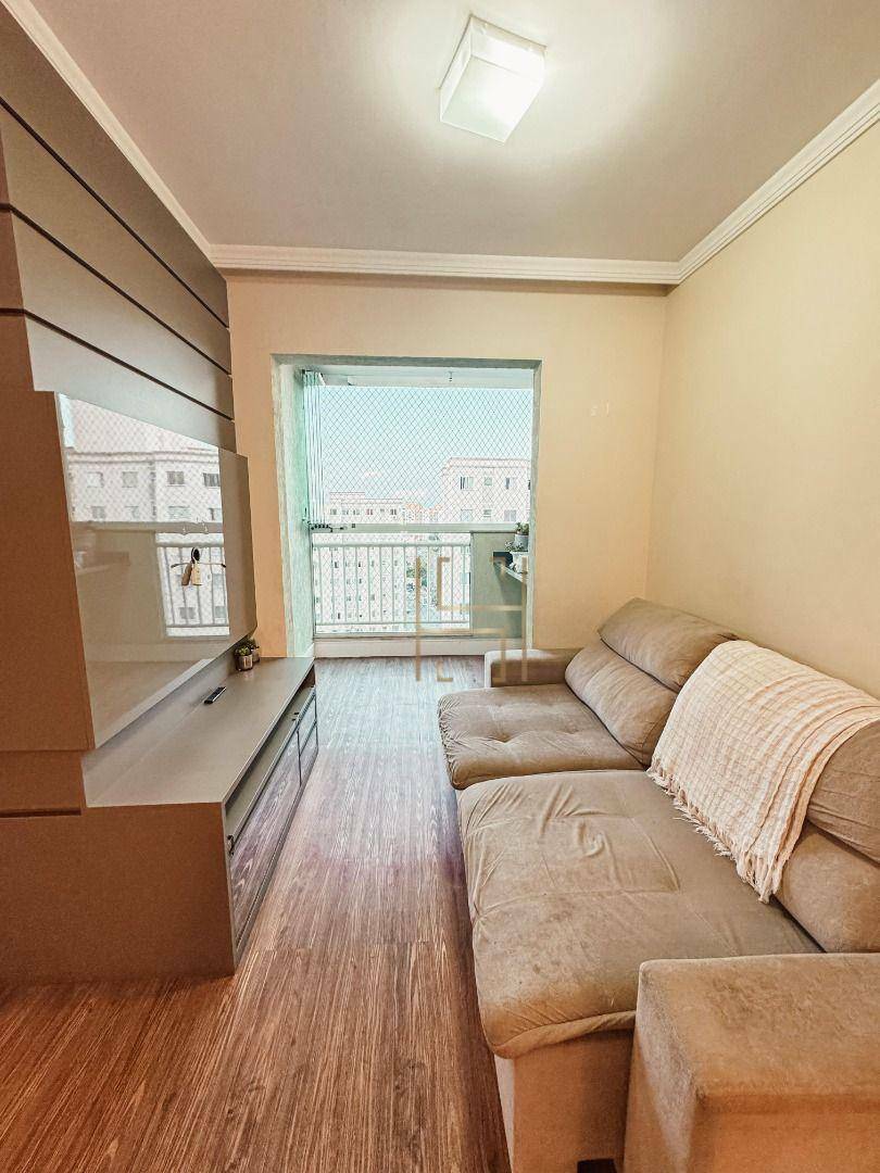 Apartamento à venda com 3 quartos, 73m² - Foto 3