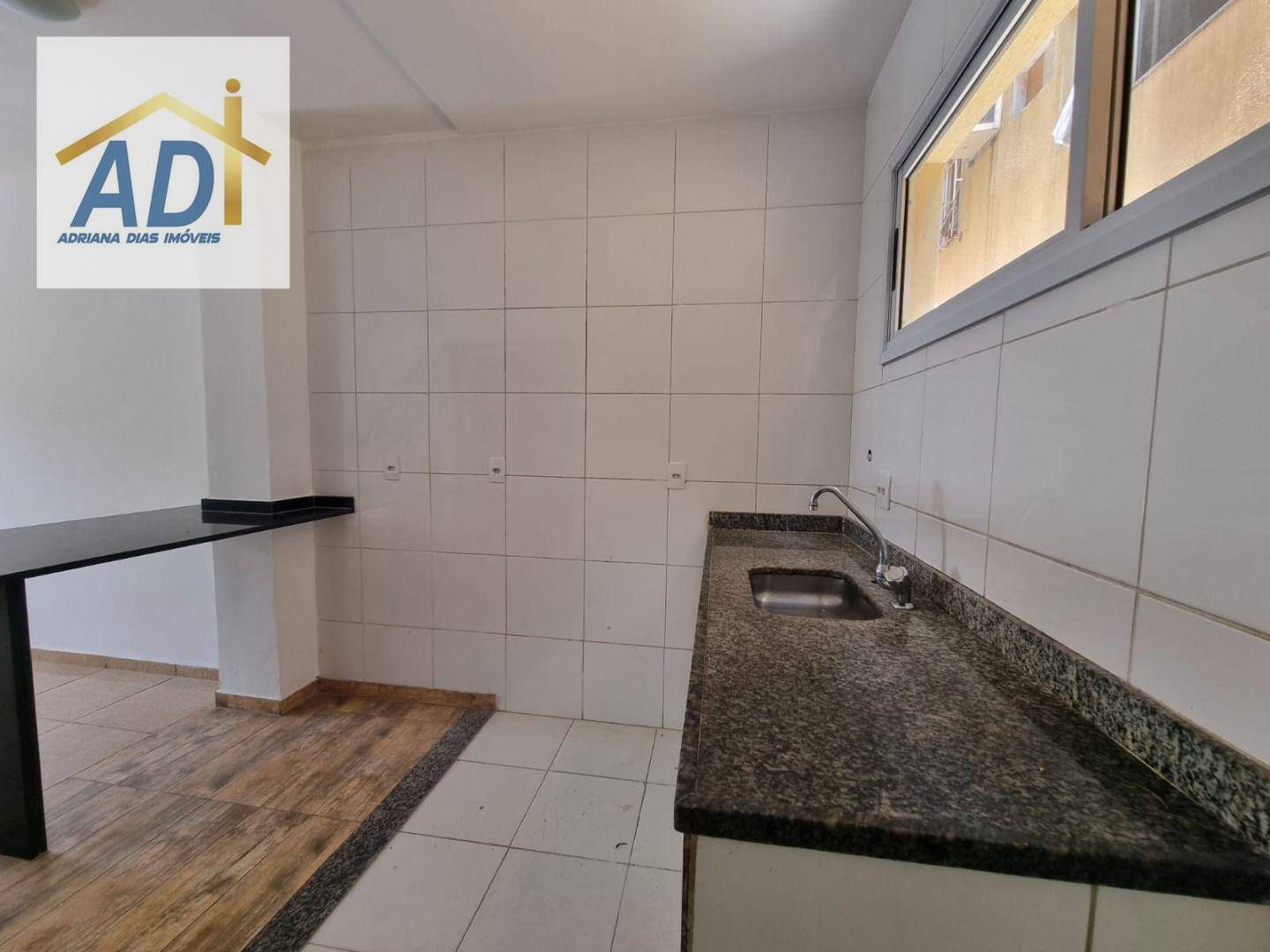 Casa para alugar com 2 quartos, 56m² - Foto 8